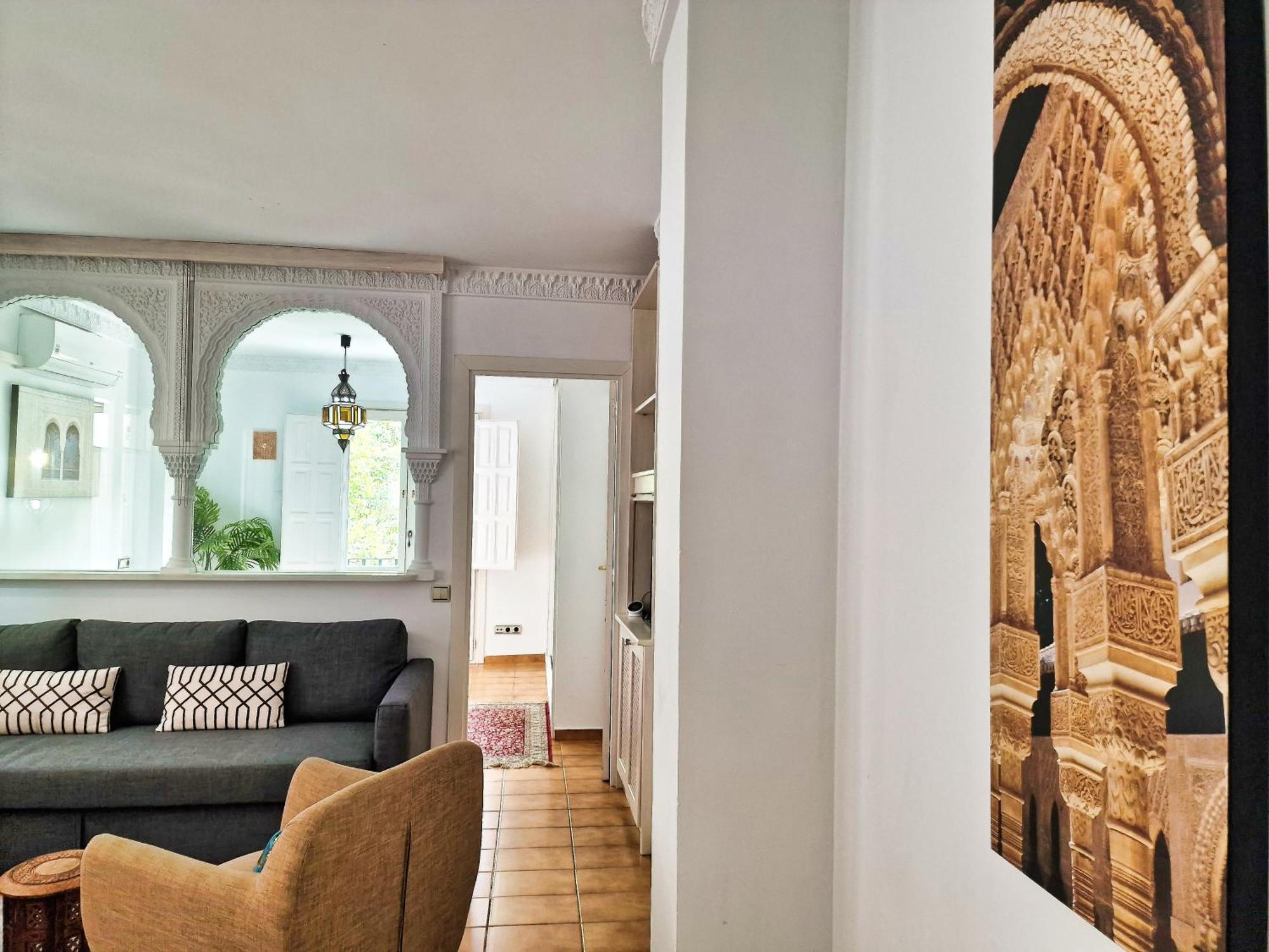 The Nasrid Palace From Your Bed ! グラナダ エクステリア 写真
